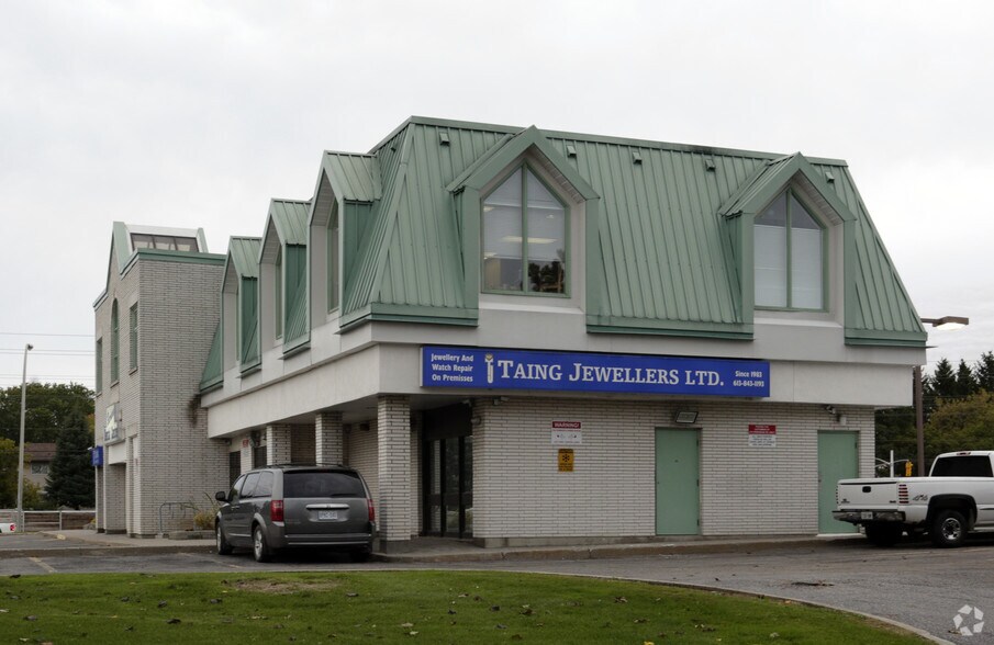 More Photos Of 810 Greenbank Rd, Ottawa Freestanding For Lease