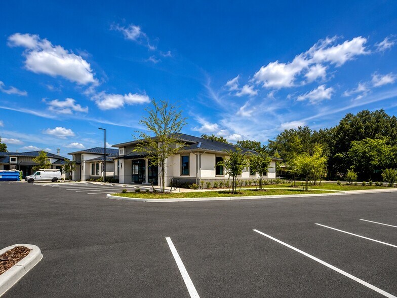 More Photos Of 124 Southern Railway, Oakland Office For Lease