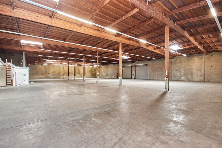 More Photos Of 6840-6846 Suva St, Bell Gardens Unknown For Lease