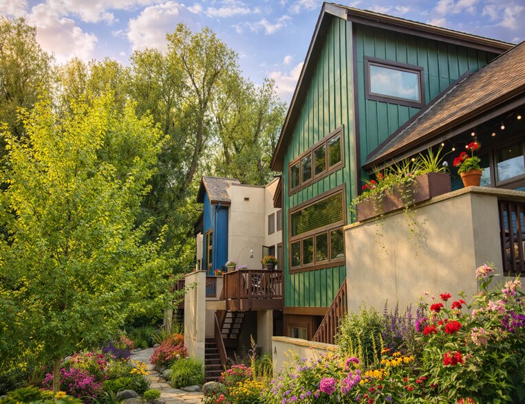 More Photos Of 467 El Paso Blvd, Manitou Springs Multifamily For Sale