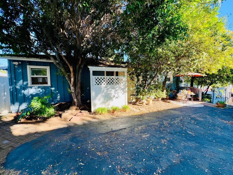 More Photos Of 408 Pico Ave, Fallbrook Apartments For Sale