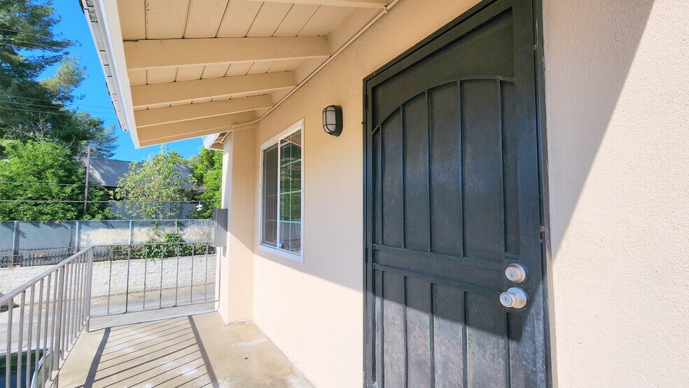 More Photos Of 2325 Angela St, Pomona Apartments For Sale