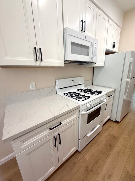 More Photos Of 3501 Park Blvd, San Diego Apartments For Sale