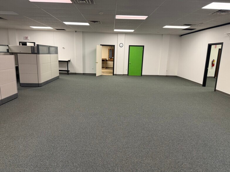 More Photos Of 871 N Hanover St, Pottstown Freestanding For Lease