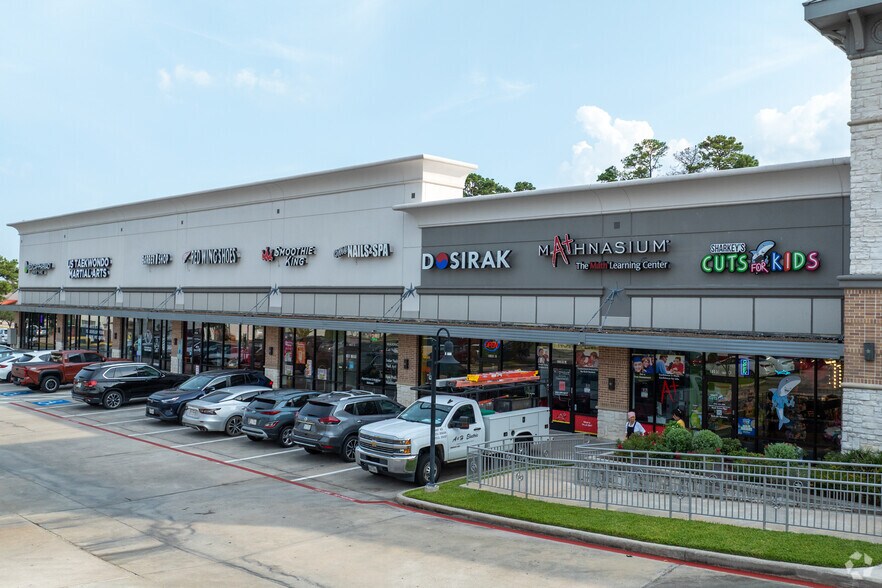 More Photos Of 2105-2129 W Davis St, Conroe Unknown For Lease