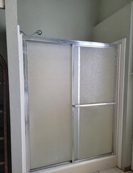 More Photos Of 11-19 N Main St, Honea Path Storefront Retail Office For Sale
