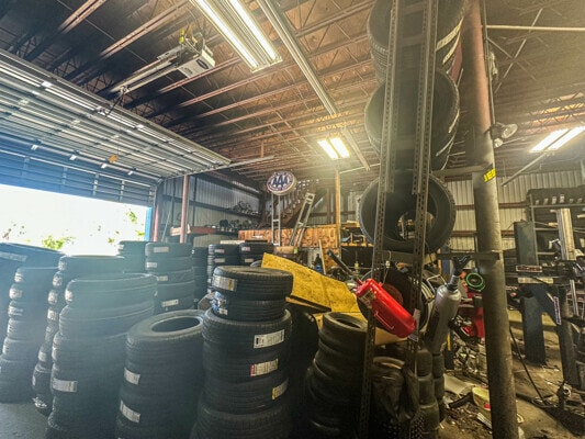 More Photos Of 1590 S McCall Rd, Englewood Auto Repair For Sale