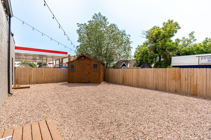 More Photos Of 402 W Royal Gorge Blvd, Canon City Freestanding For Sale