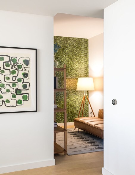 More Photos Of 1200 S Figueroa St, Los Angeles Apartments For Lease