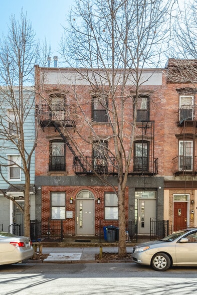 More Photos Of 51 Havemeyer St, Brooklyn Storefront Retail Office For Sale