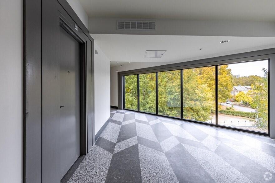 More Photos Of 512 Flat Shoals Ave SE, Atlanta Apartments For Lease