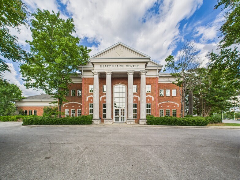 Primary Photo Of 201 E Dr Hicks Blvd, Florence Medical For Sale