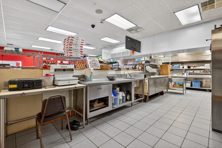 More Photos Of 173 County Road 526, Allentown Office For Sale