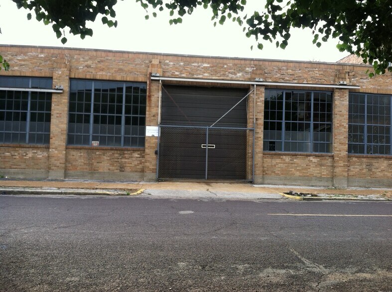 More Photos Of 900 S Boyle Ave, Saint Louis Industrial For Sale
