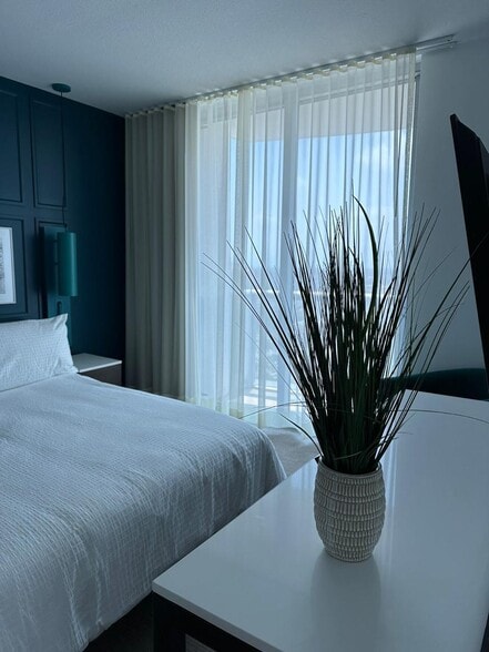 More Photos Of 17315 Collins Ave, Sunny Isles Beach Hotel For Sale