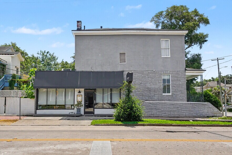 More Photos Of 2312 Abercorn St, Savannah Storefront Retail Residential For Sale