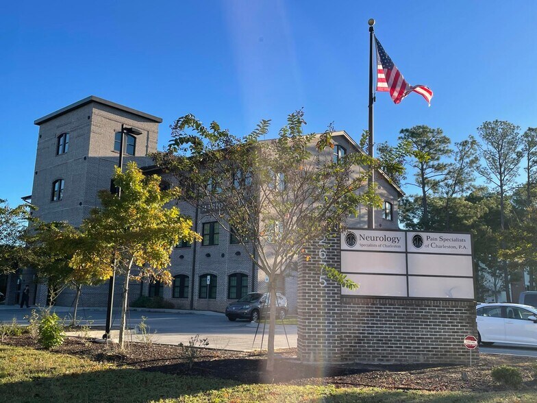 More Photos Of 2675 Elms Plantation Blvd, Charleston Office For Lease