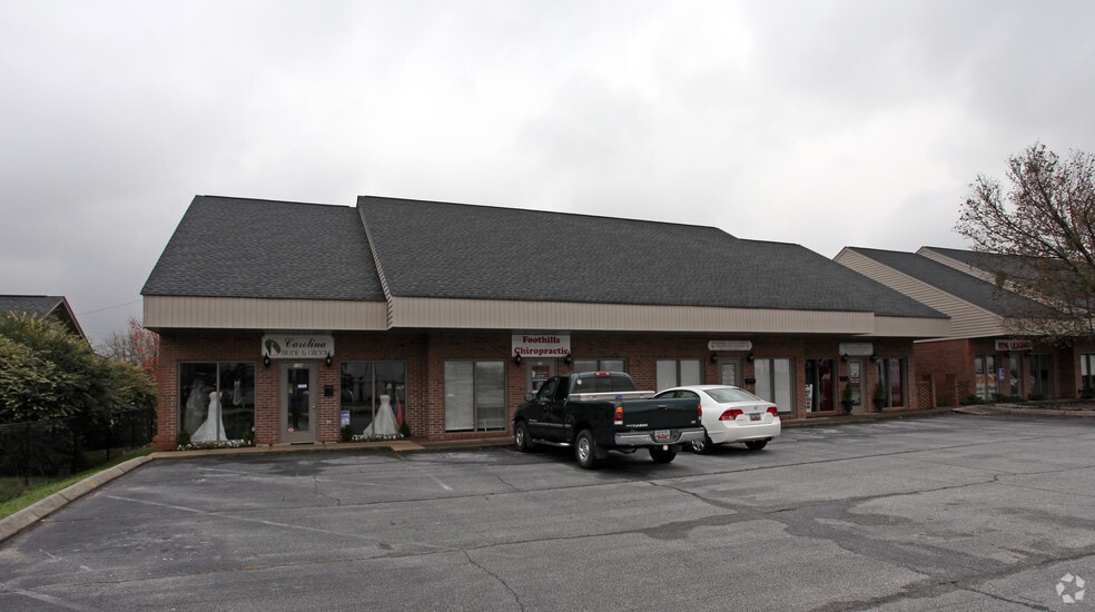 More Photos Of 109-115 Fairview Pointe Dr, Simpsonville Freestanding For Lease