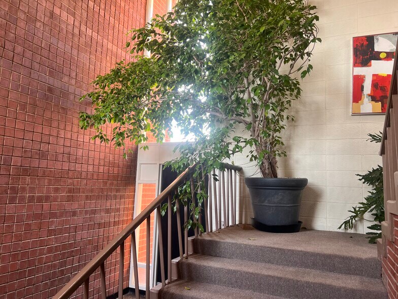 More Photos Of 309 N Main St, Salisbury Office Residential For Sale