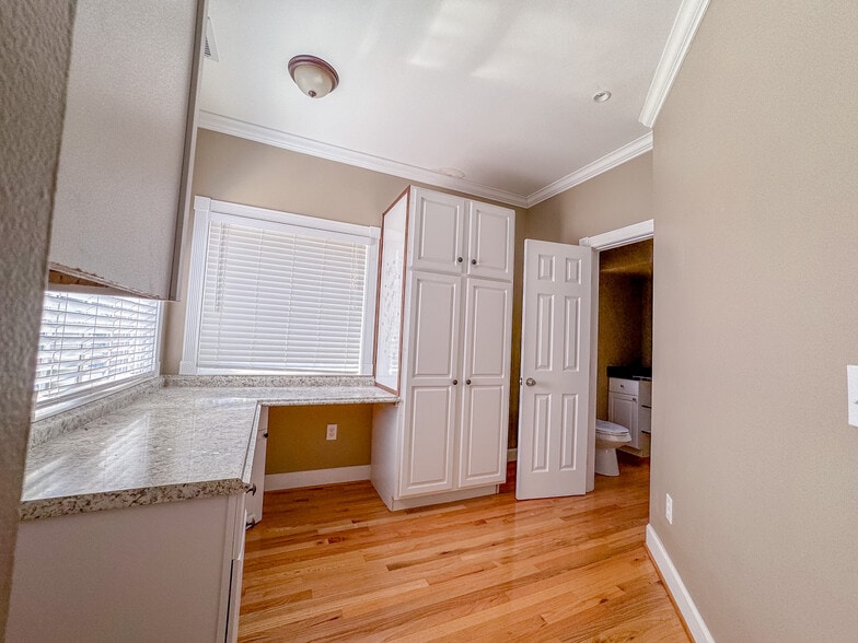 More Photos Of 2100 Gravel Springs Rd, Buford Medical For Lease