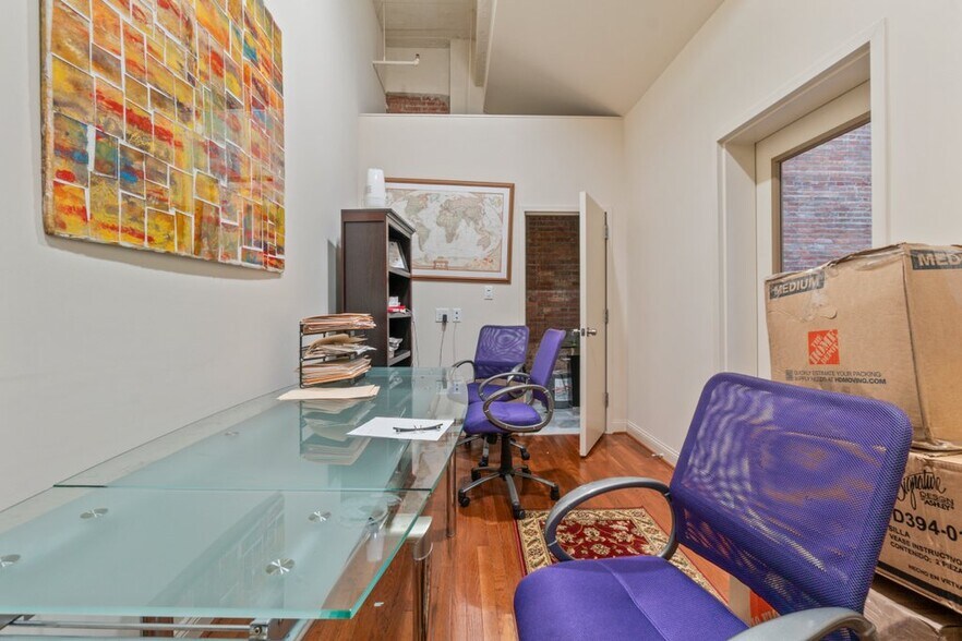 More Photos Of 311-313 W Baltimore St, Baltimore Apartments For Sale