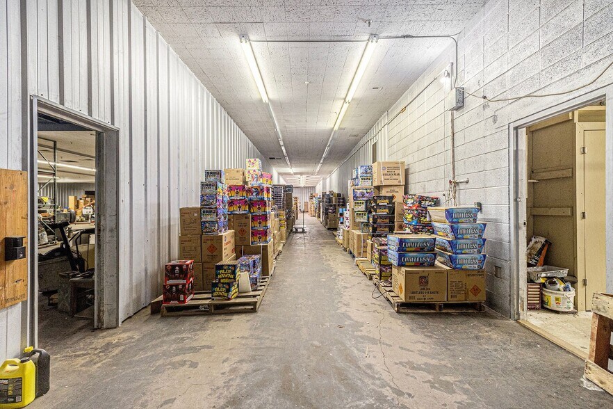 More Photos Of 625 Ocoee St, Copperhill Freestanding For Sale