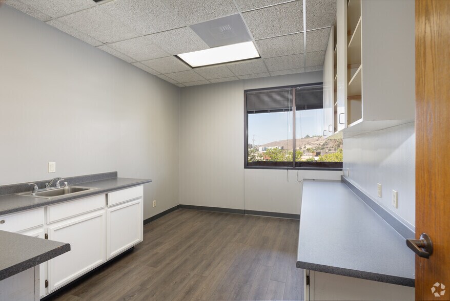26400 La Alameda, Mission Viejo, CA 92691 Office For Lease