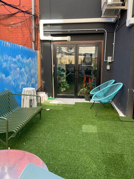 More Photos Of 320 Tompkins Ave, Brooklyn Apartments For Lease