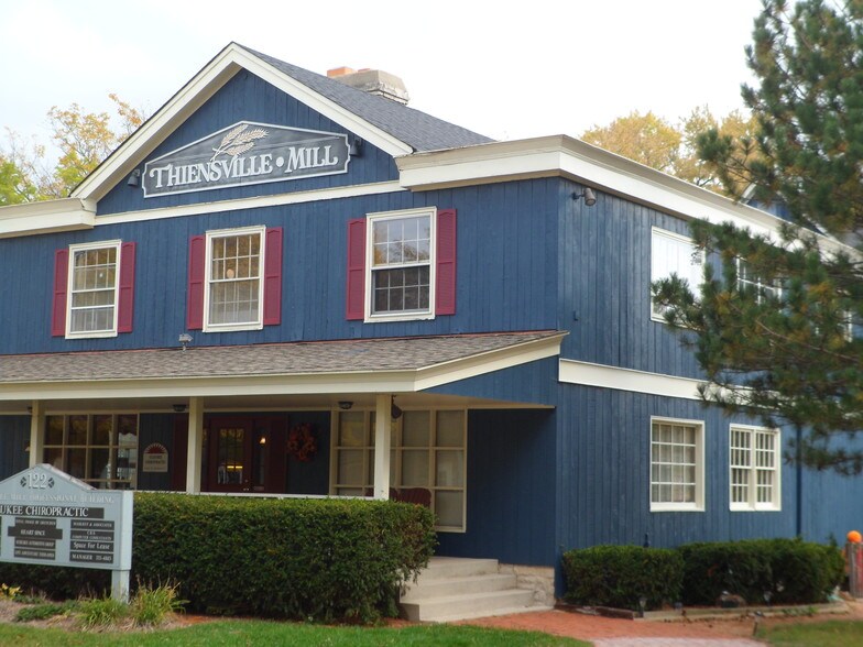 Primary Photo Of 122 Green Bay Rd, Thiensville Office For Lease