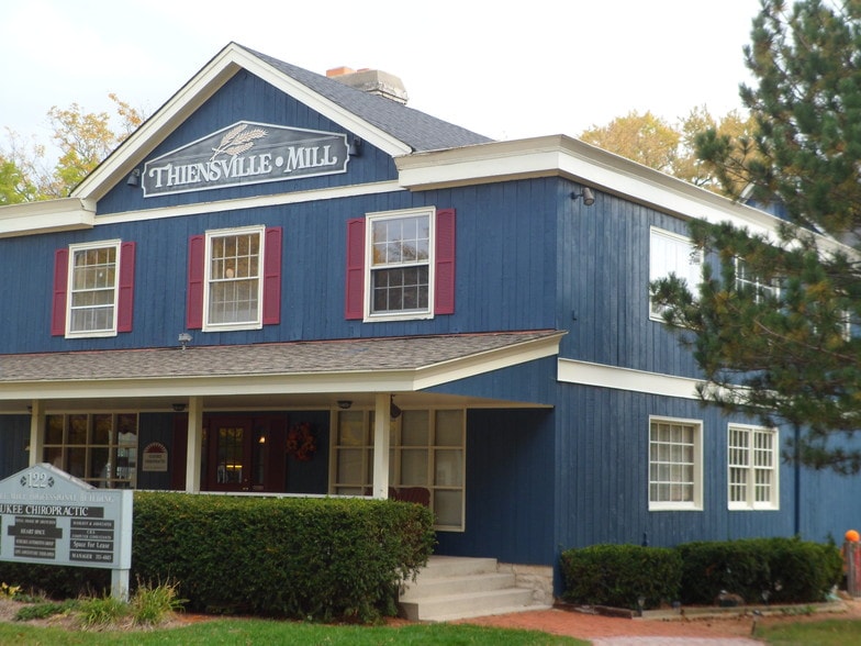 Primary Photo Of 122 Green Bay Rd, Thiensville Office For Lease