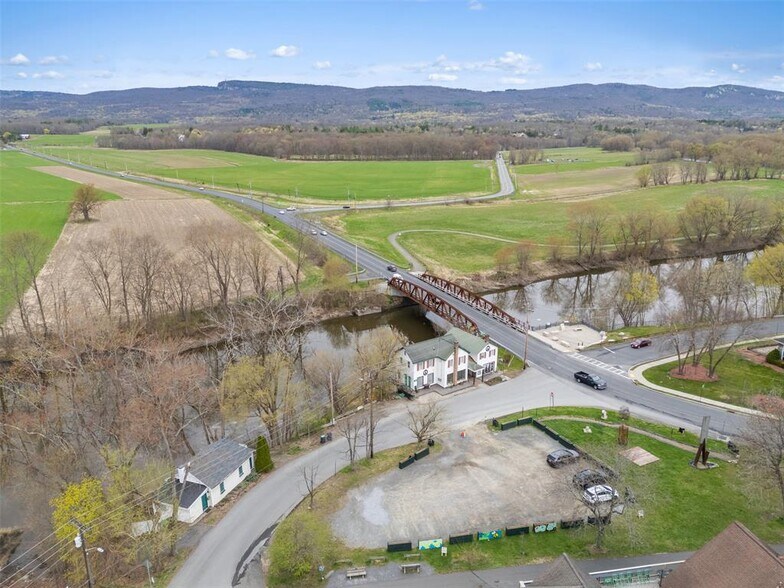 More Photos Of 1 Water St, New Paltz Storefront Retail Residential For Sale