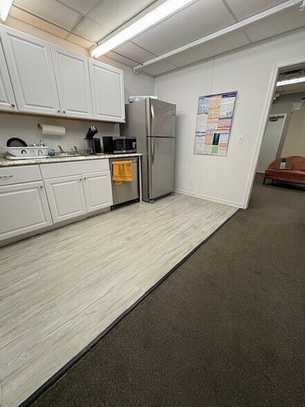 More Photos Of 101 SE 6th Ave, Delray Beach Office For Lease