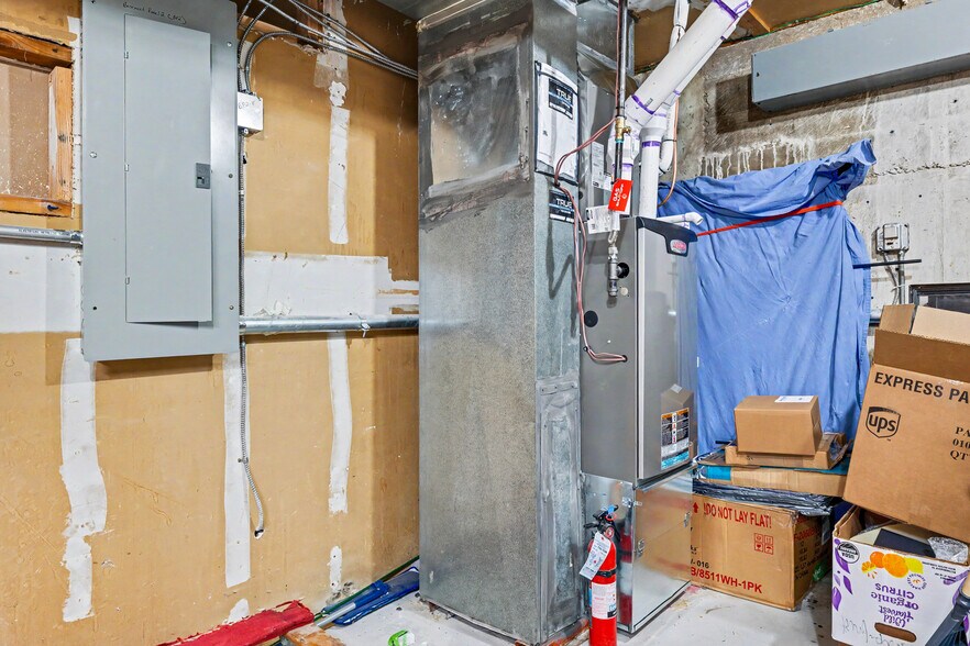 More Photos Of 10085 W 18th Ave, Lakewood Loft Creative Space For Sale