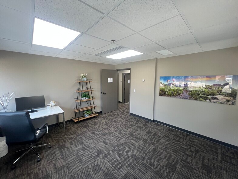 More Photos Of 300 3rd Ave SE, Rochester Coworking Space