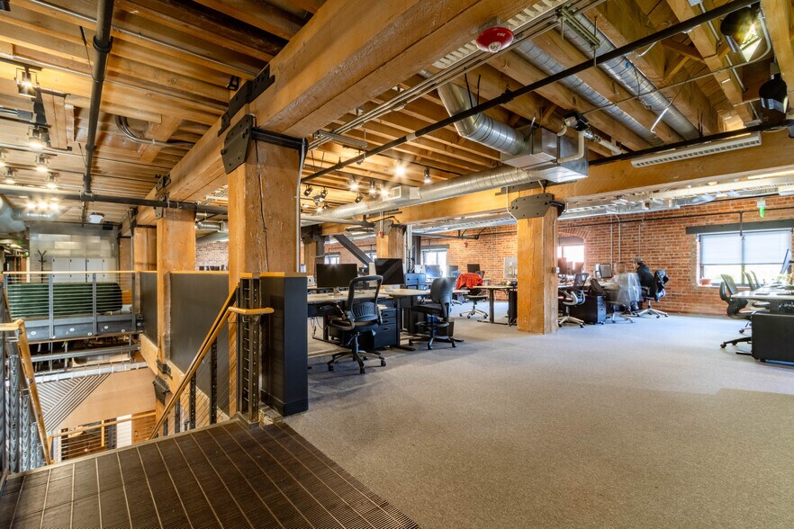 More Photos Of 118 King St, San Francisco Office For Lease
