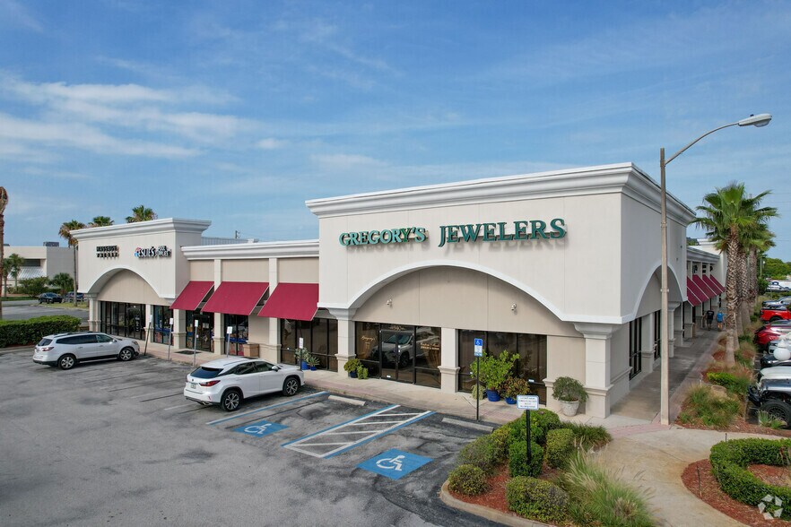 More Photos Of 924-940 3rd St N, Jacksonville Beach Unknown For Lease