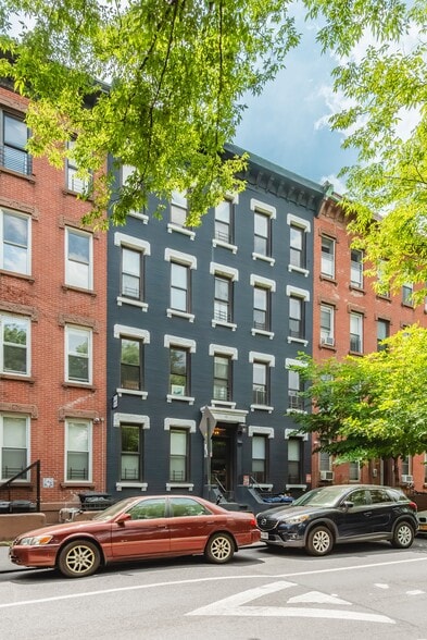 More Photos Of 370 Baltic St, Brooklyn Apartments For Sale