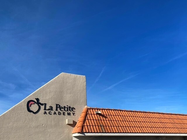 More Photos Of 3301 Coors Blvd NW, Albuquerque Freestanding For Sale