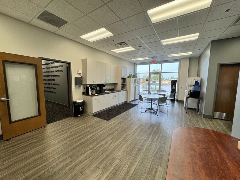 More Photos Of 4010 Deerpark Blvd, Elkton Manufacturing For Sale