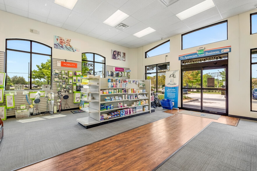 More Photos Of 420 S Denton Tap Rd, Coppell Unknown For Lease