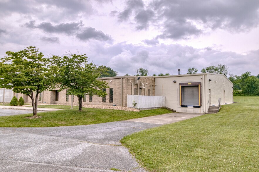 More Photos Of 5190 Dominion Dr, Dublin Warehouse For Sale