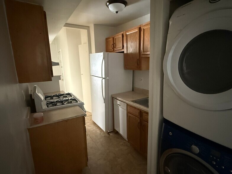 More Photos Of 2801 Jasper St SE, Washington Apartments For Sale