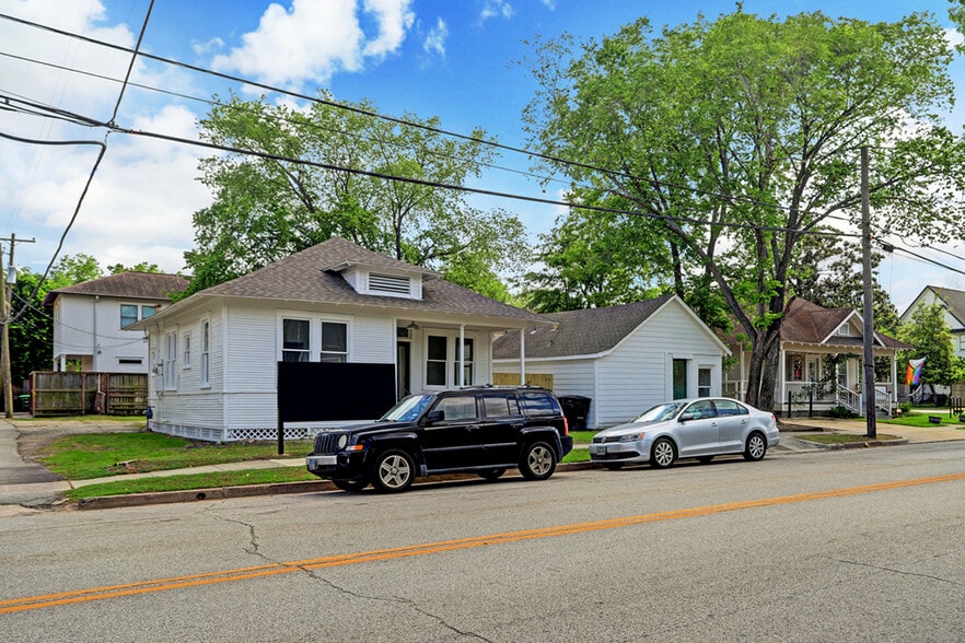 More Photos Of 3415 White Oak Dr, Houston Storefront Retail Office For Lease