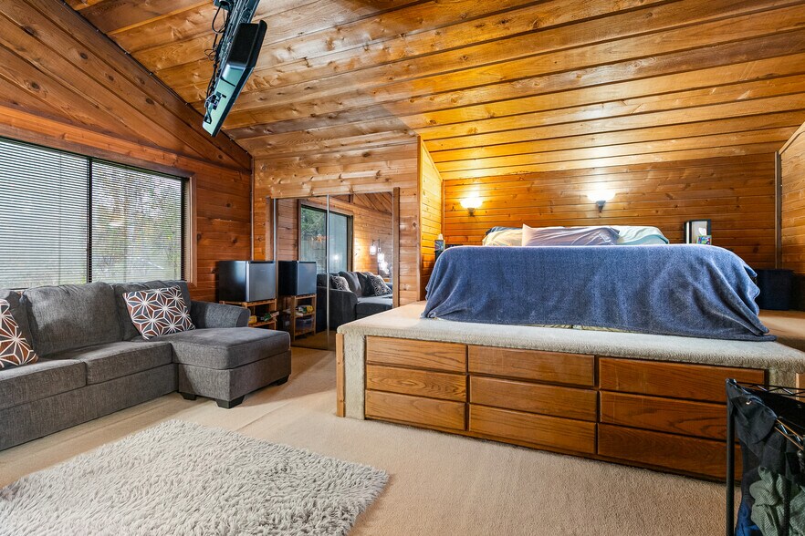 More Photos Of 4777 Guide Meridian, Bellingham Industrial For Sale