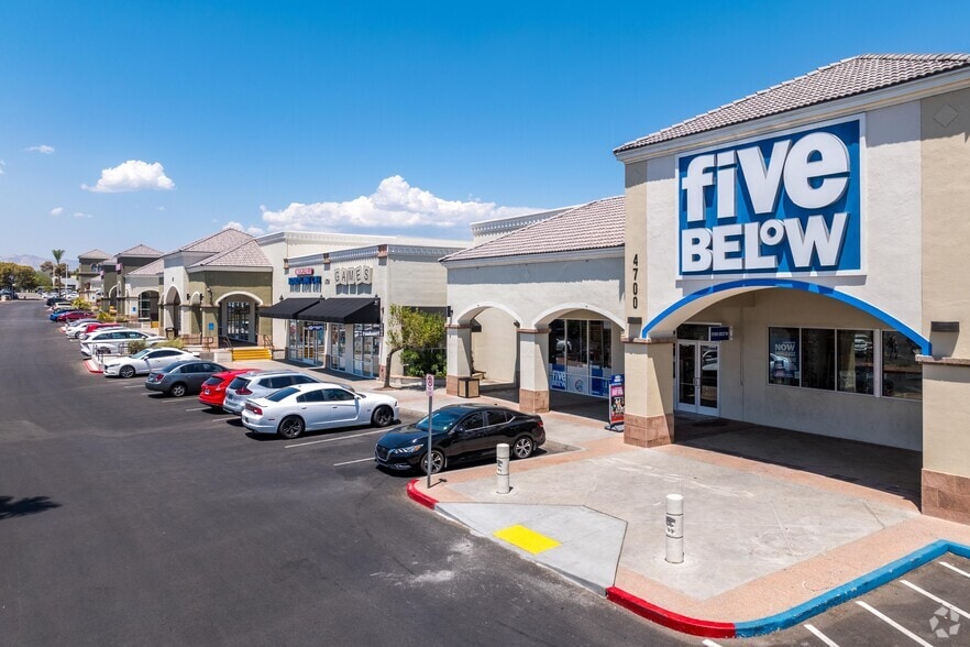 More Photos Of 4604-4798 W Sahara Ave, Las Vegas Unknown For Lease