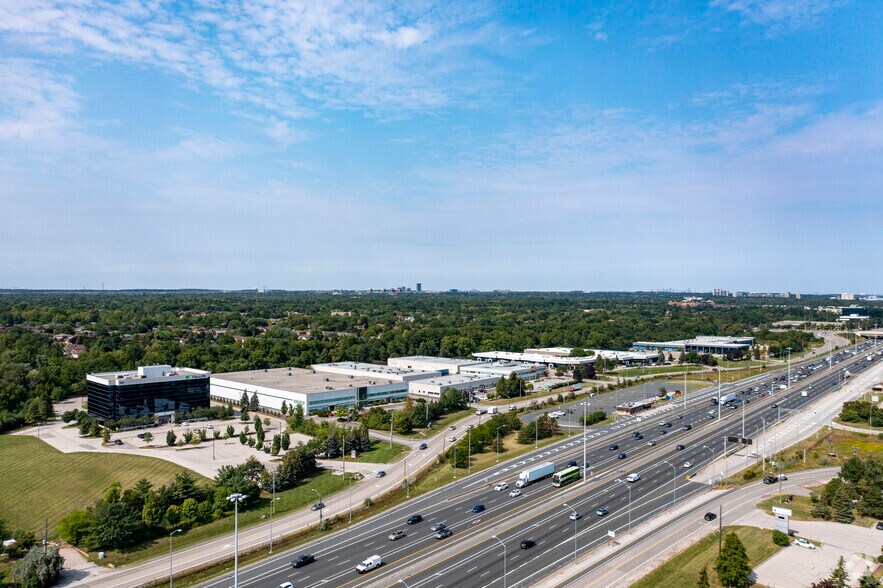 More Photos Of 1215 N Service Rd W, Oakville Warehouse For Lease