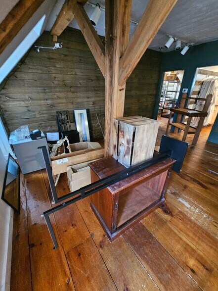 More Photos Of 312 Daniel Webster Hwy, Meredith Hotel For Lease