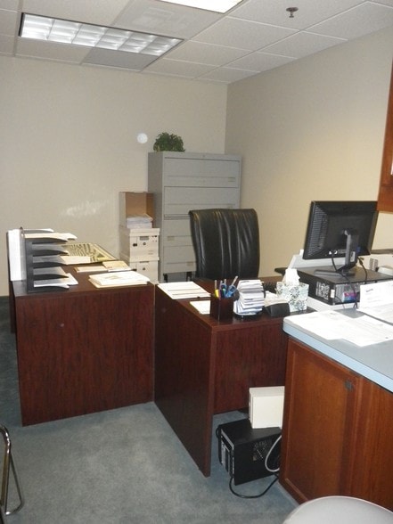 More Photos Of 3200 Tower Oaks Blvd, Rockville Medical For Sale
