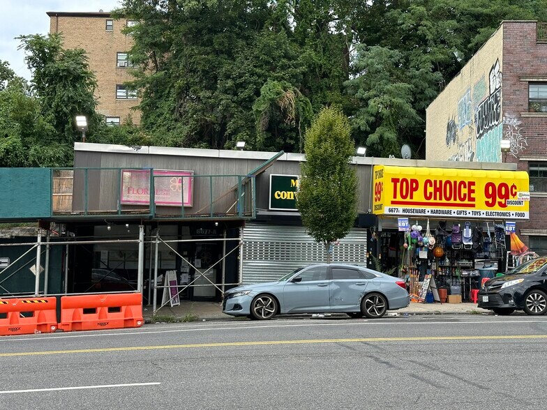 More Photos Of 6677 Broadway, Bronx Storefront For Sale