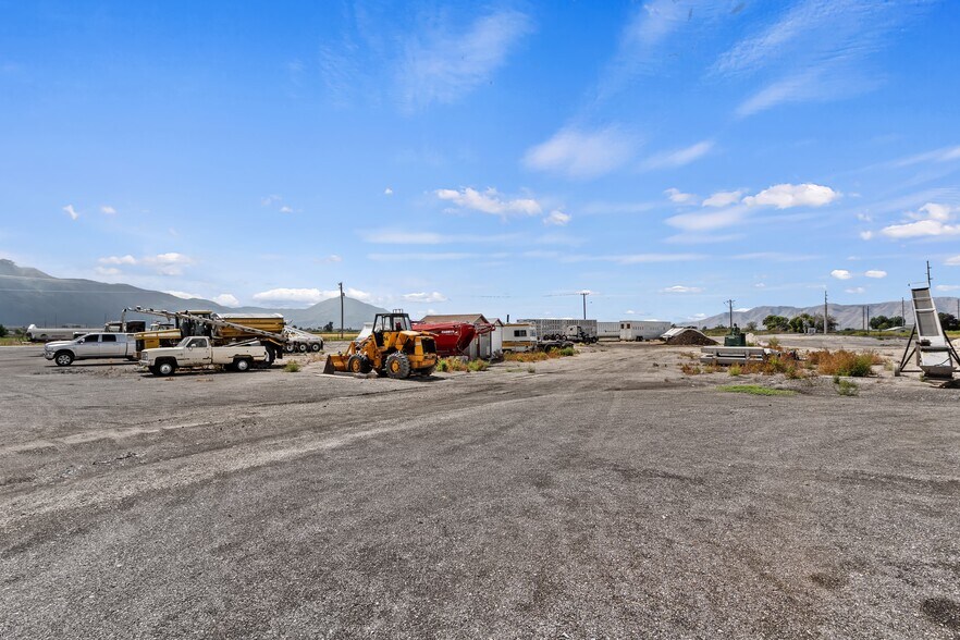 More Photos Of 908 W 1000 N, Spanish Fork Manufacturing For Sale